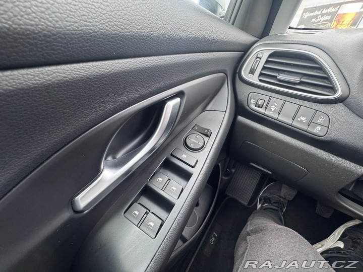 Hyundai i30 1,6 CRDI 85KW 1. MAJ KM 2020