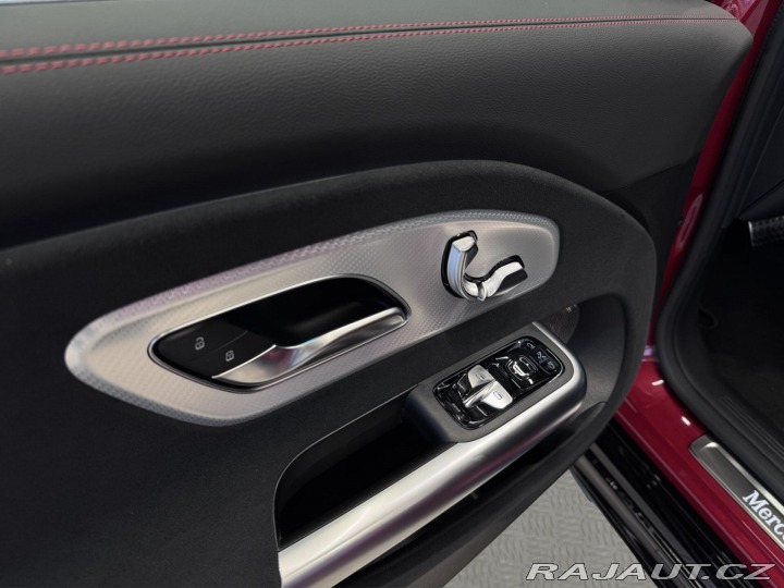 Mercedes-Benz CLA 350 4MATIC kupé 2025