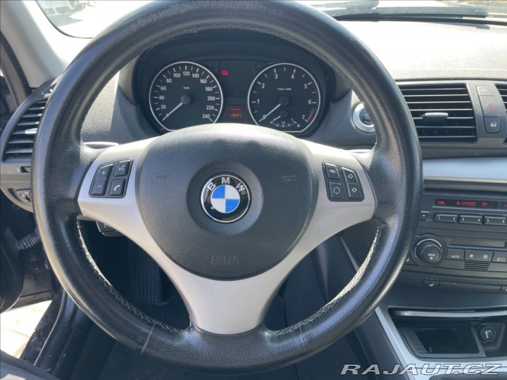 BMW 1 1,6 i 85kw Klimatronic Vý 2005