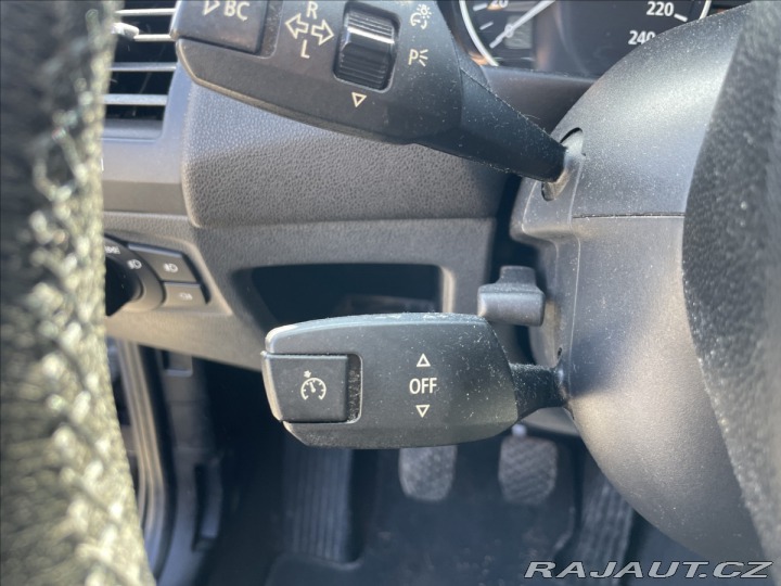 BMW 1 1,6 i 85kw Klimatronic, V 2005