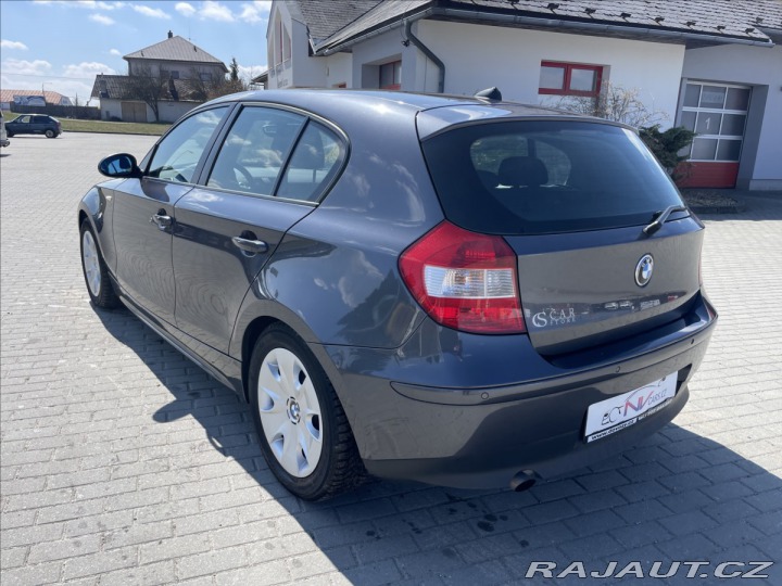 BMW 1 1,6 i 85kw Klimatronic Vý 2005