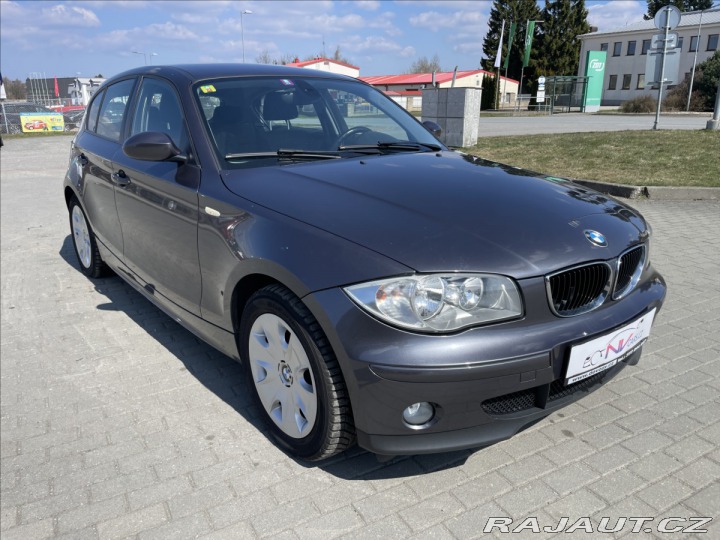 BMW 1 1,6 i 85kw Klimatronic Vý 2005