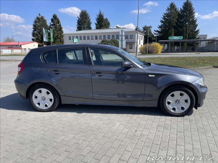 BMW 1 1,6 i 85kw Klimatronic Vý 2005