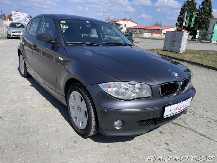 BMW 1 1,6 i 85kw Klimatronic Vý 2005