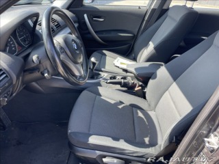 BMW 1 1,6 i 85kw Klimatronic, V 2005