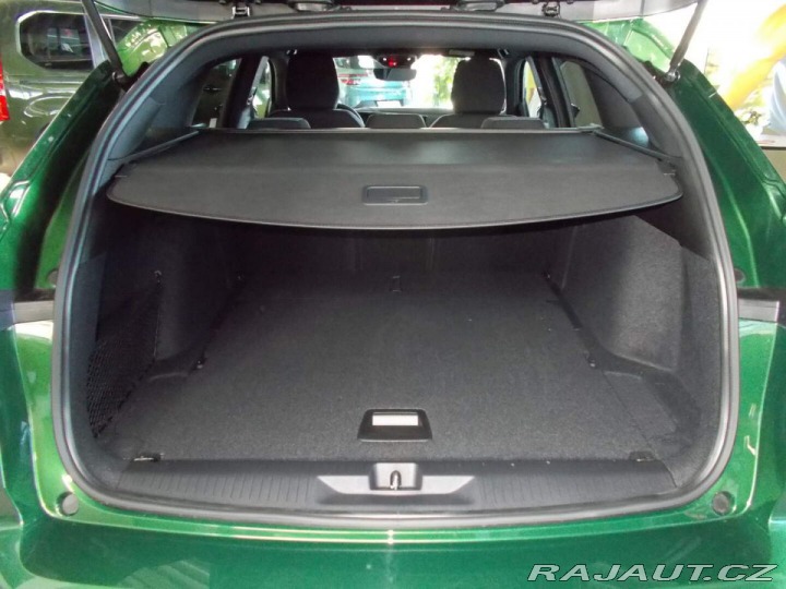 Opel Astra Nova Edition ST Hybrid 1. 2026