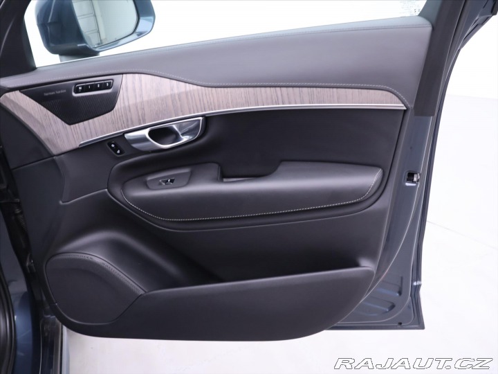 Volvo XC90 2,0 B5 AWD 173kW 1.Maj DP 2022