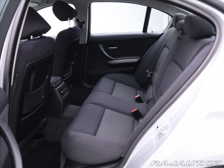 BMW 3 2.0 320i 110kW Aut. Xenon 2006