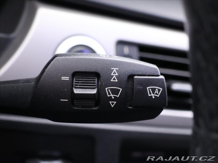 BMW 3 2.0 320i 110kW Aut. Xenon 2006