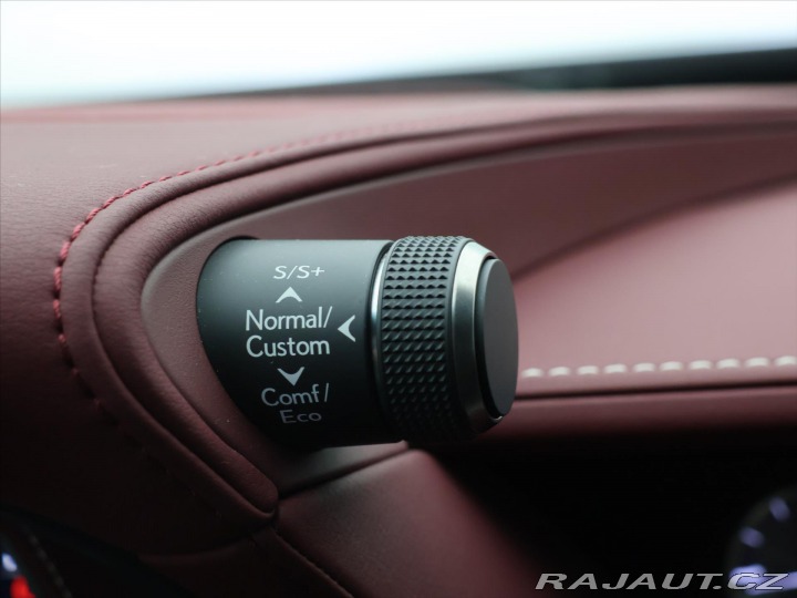 Lexus Ostatní modely LS 500h 3,5 HEV 220kW Aut. 4x4 CZ 2019