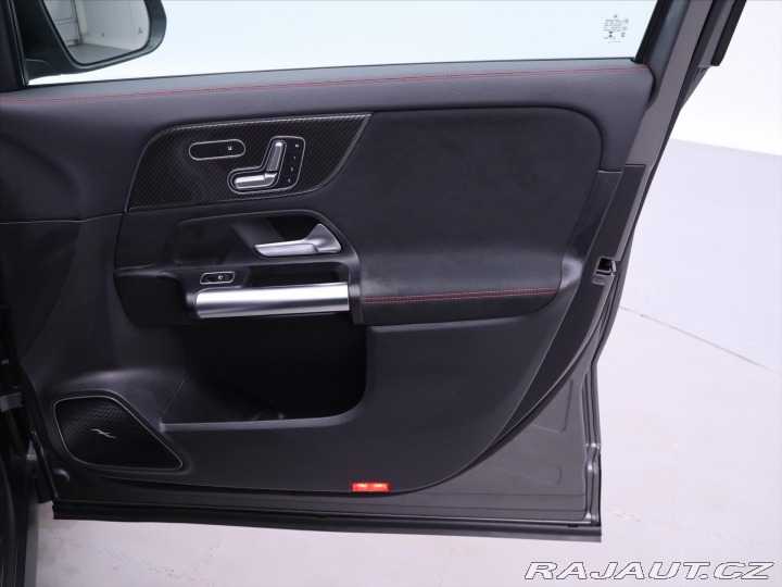 Mercedes-Benz GLA 2,0 220d 140kW 4Matic CZ 2021