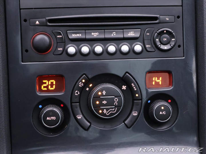 Peugeot 5008 1,6 HDI 82kW Family CZ 2012