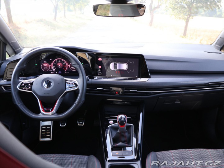Volkswagen Golf 2,0 GTI 180kW Virtual DPH 2023