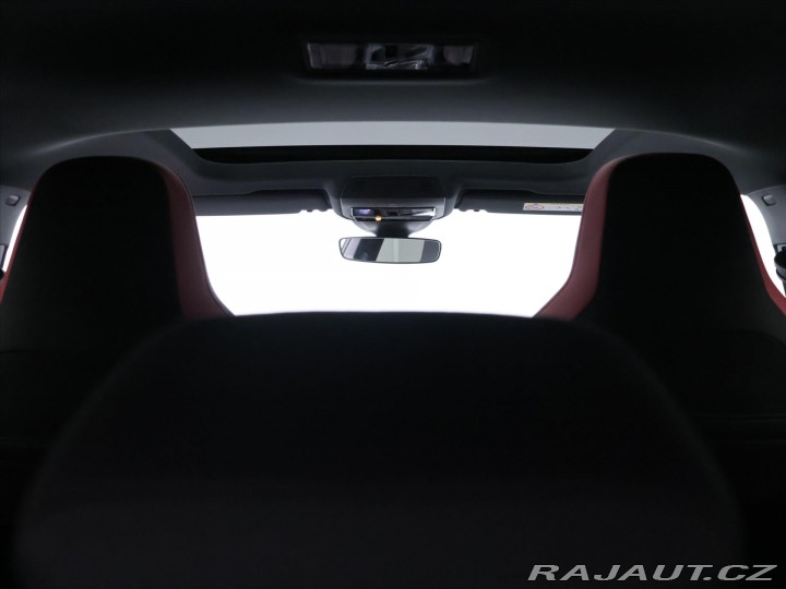 Volkswagen Golf 2,0 TSI GTI 180kW Virtual 2023