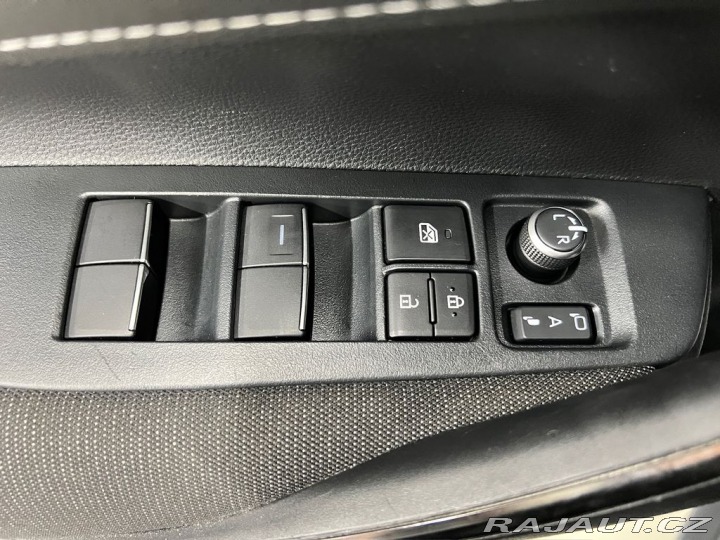 Toyota Corolla 1.8 HYBRID e-CVT COMFORT, 2024