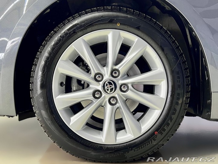 Toyota Corolla 1.8 HYBRID e-CVT COMFORT, 2024