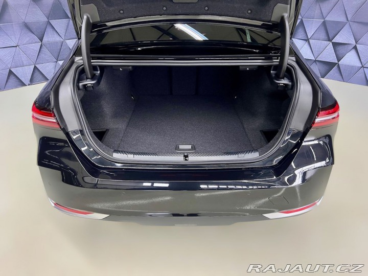 BMW Ostatní modely i5 xDrive40, H&K, LED 2026