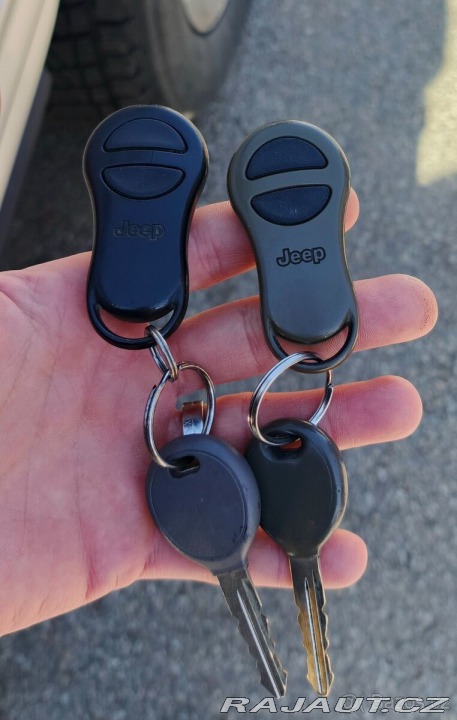 Jeep Grand Cherokee 2,7 2004