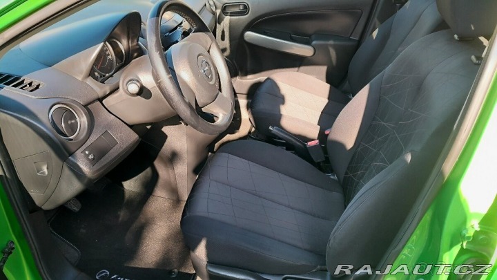 Mazda 2 1,3   i 55kw 2013