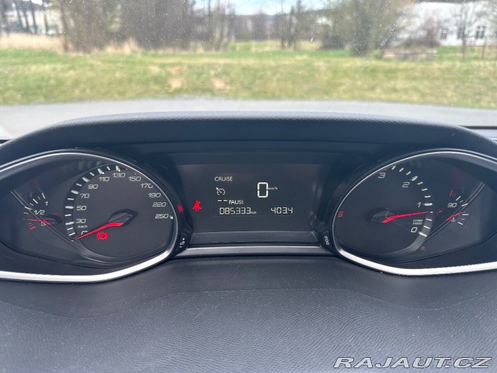 Peugeot 308 1,6   BlueHDi 88 kW 1800