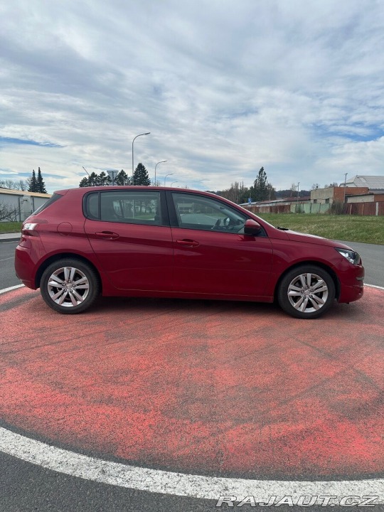 Peugeot 308 1,6   BlueHDi 88 kW 1800