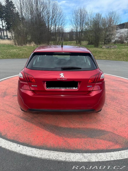 Peugeot 308 1,6   BlueHDi 88 kW 1800