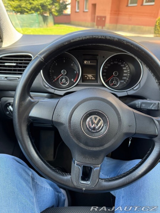 Volkswagen Golf TDi 77 kw hatchback 2010