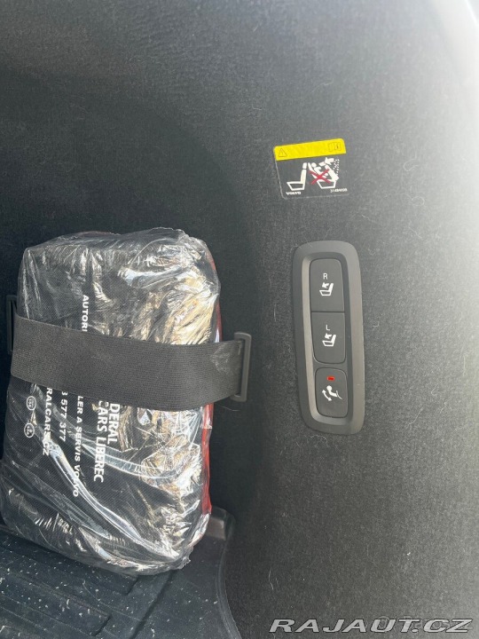 Volvo V90 CROSS Country D4 AWD, 140 1800