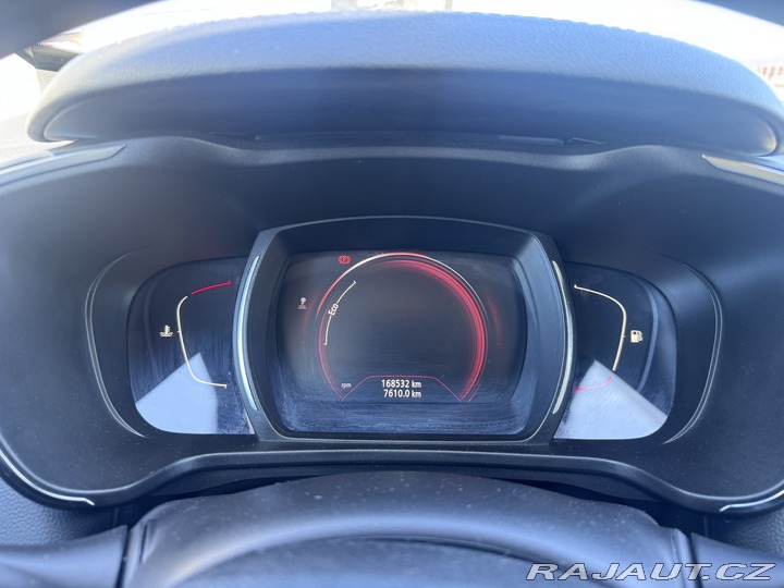 Renault Kadjar 1,2i TCE 96KW STK ČR KOLA 2015