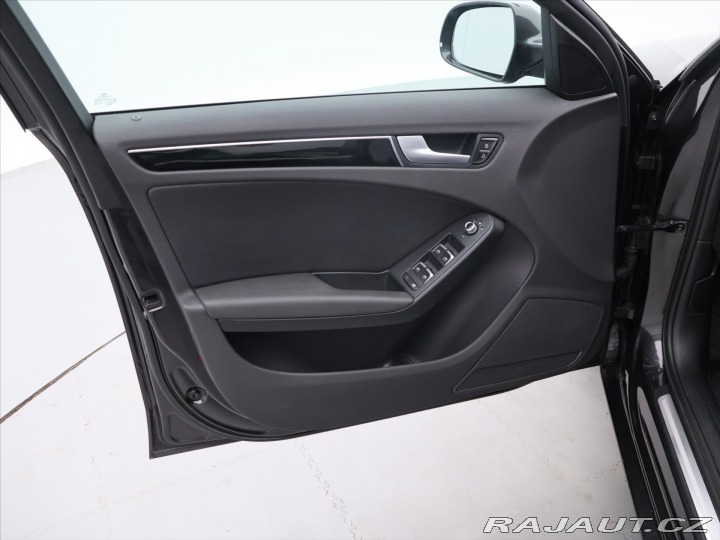 Audi A4 2,0 TDi 100kW Kůže Pano N 2015