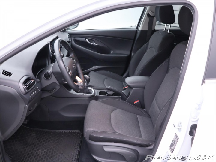 Hyundai i30 1,5 T-GDI 117kW CZ 1.Maj. 2022
