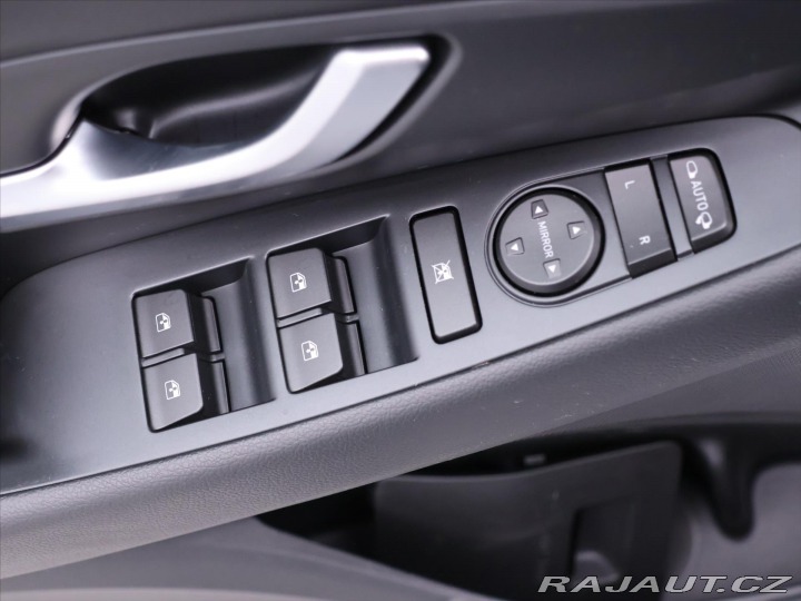 Hyundai i30 1,5 T-GDI 117kW CZ 1.Maj. 2022