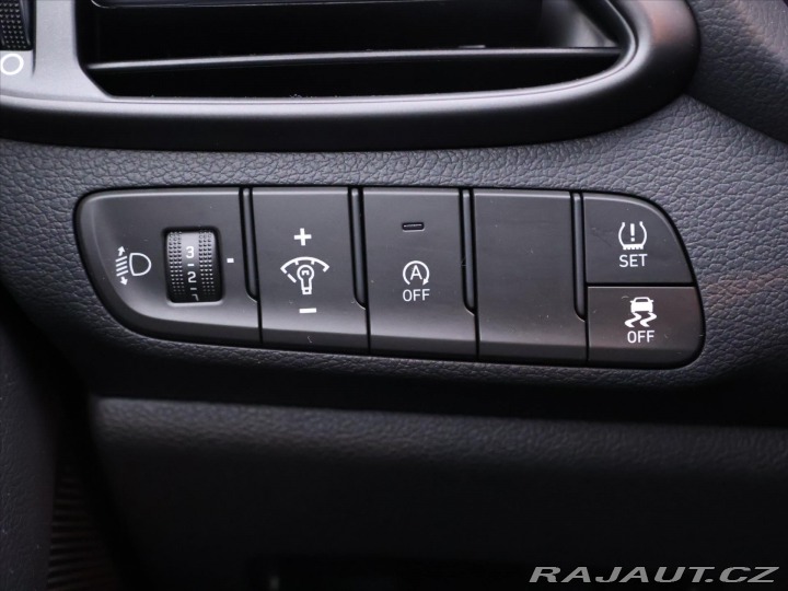 Hyundai i30 1,5 T-GDI 117kW CZ 1.Maj. 2022