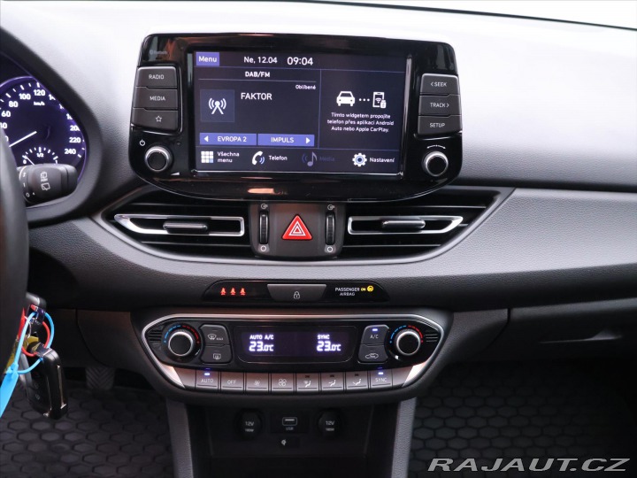 Hyundai i30 1,5 T-GDI 117kW CZ 1.Maj. 2022