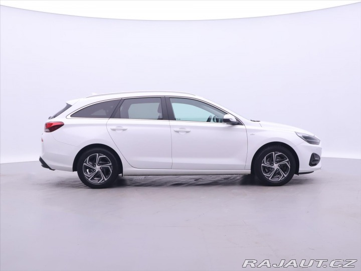 Hyundai i30 1,5 T-GDI 117kW CZ 1.Maj. 2022