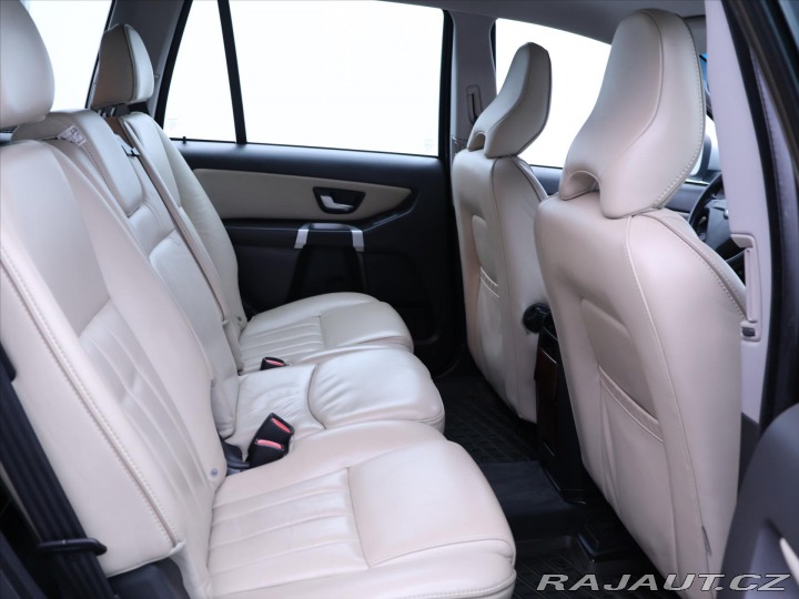 Volvo XC90 2,4 D5 147kW AWD Summum 7 2014