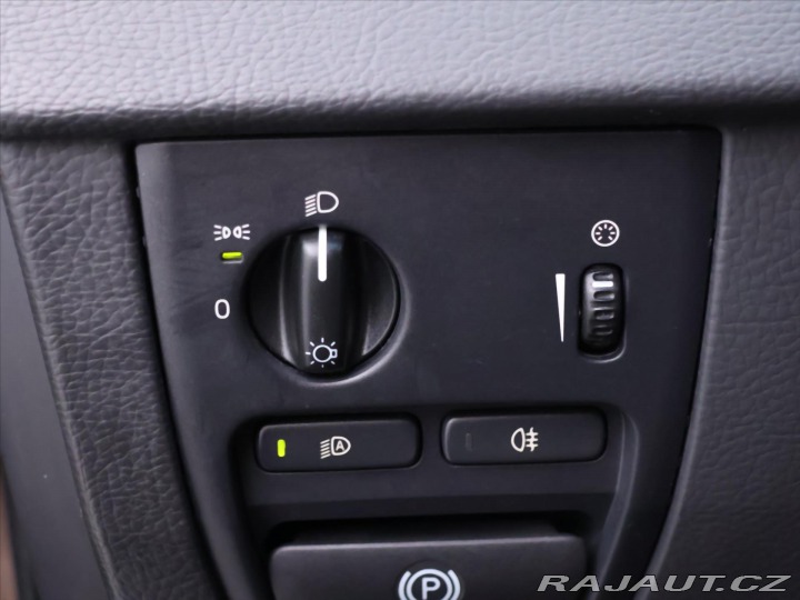 Volvo XC90 2,4 D5 147kW AWD Summum 7 2014