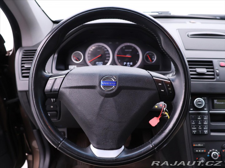 Volvo XC90 2,4 D5 147kW AWD Summum 7 2014