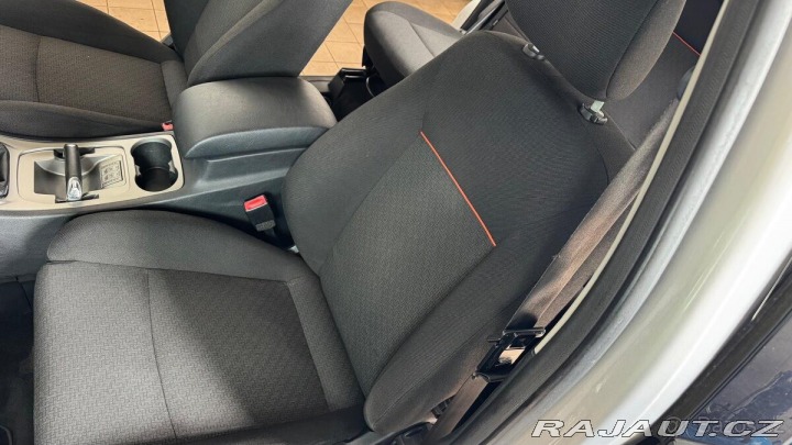 Ford S-MAX 2,0   TDCi ,103 kw.Najeto 1800