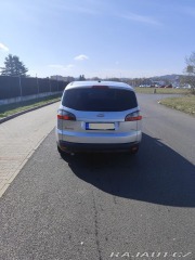 Ford S-MAX 2,0   TDCi ,103 kw.Najeto 1800