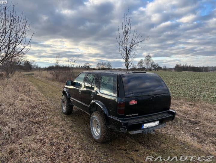 Chevrolet Ostatní modely Blazer 4,3   4x4 V6 VORTEC, off- 1800