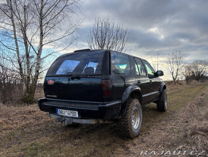 Chevrolet Ostatní modely Blazer 4,3   4x4 V6 VORTEC, off- 1800