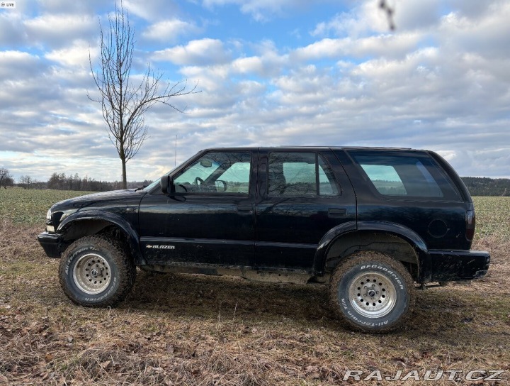Chevrolet Ostatní modely Blazer 4,3   4x4 V6 VORTEC, off- 1800