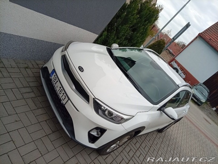 Kia Stonic 1,4 2018, 83 000 km, bí 2018
