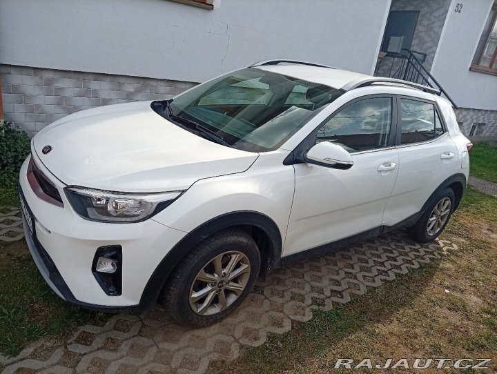 Kia Stonic 1,4 2018, 83 000 km, bí 2018