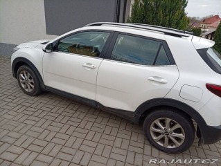 Kia Stonic 1,4 2018, 83 000 km, bí 2018