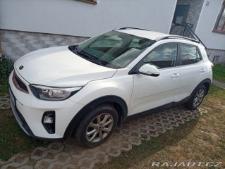 Kia Stonic 1,4 2018, 83 000 km, bí 2018