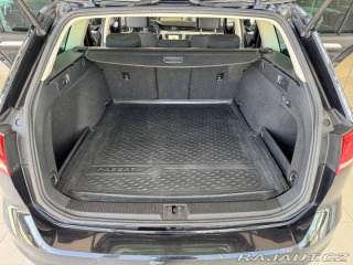 Volkswagen Passat 2,0TDI DSG 110kW*Navi*Taž 2017