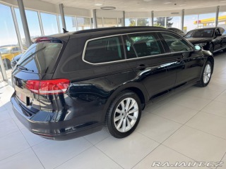 Volkswagen Passat 2,0TDI DSG 110kW*Navi*Taž 2017