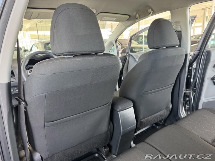 Toyota Auris 1,3VVT-i*PDC*PlnýServis*Č 2010